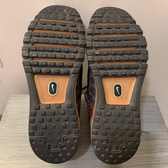 SOLD: Nike sneakers - Picture 5 of 6